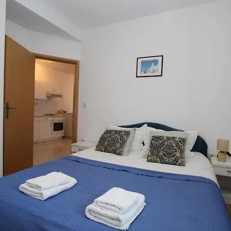 Apartments Gracia Funtana Exterior photo