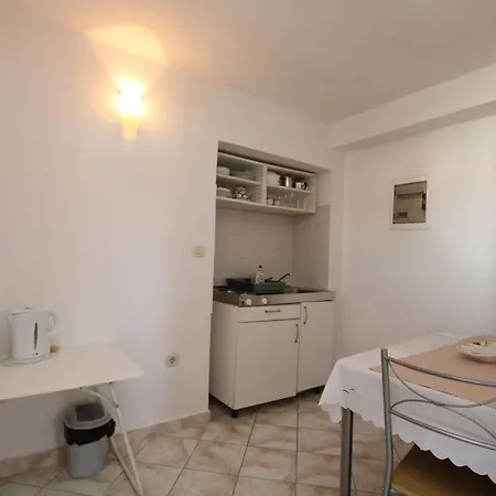 Apartments Gracia Funtana Exterior photo