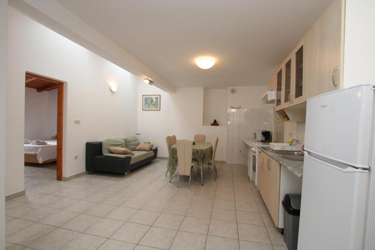 Apartment Gracia *