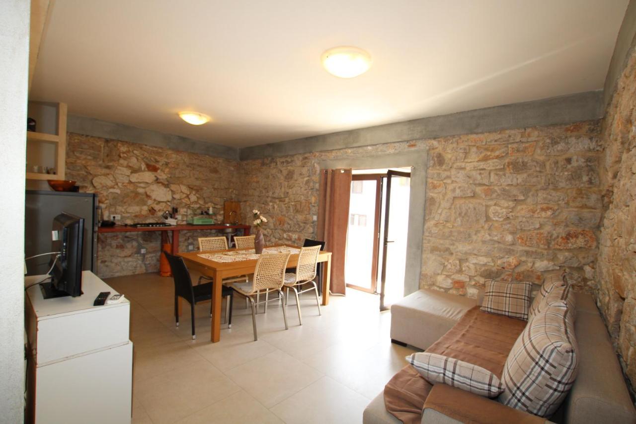 Apartment Gracia *